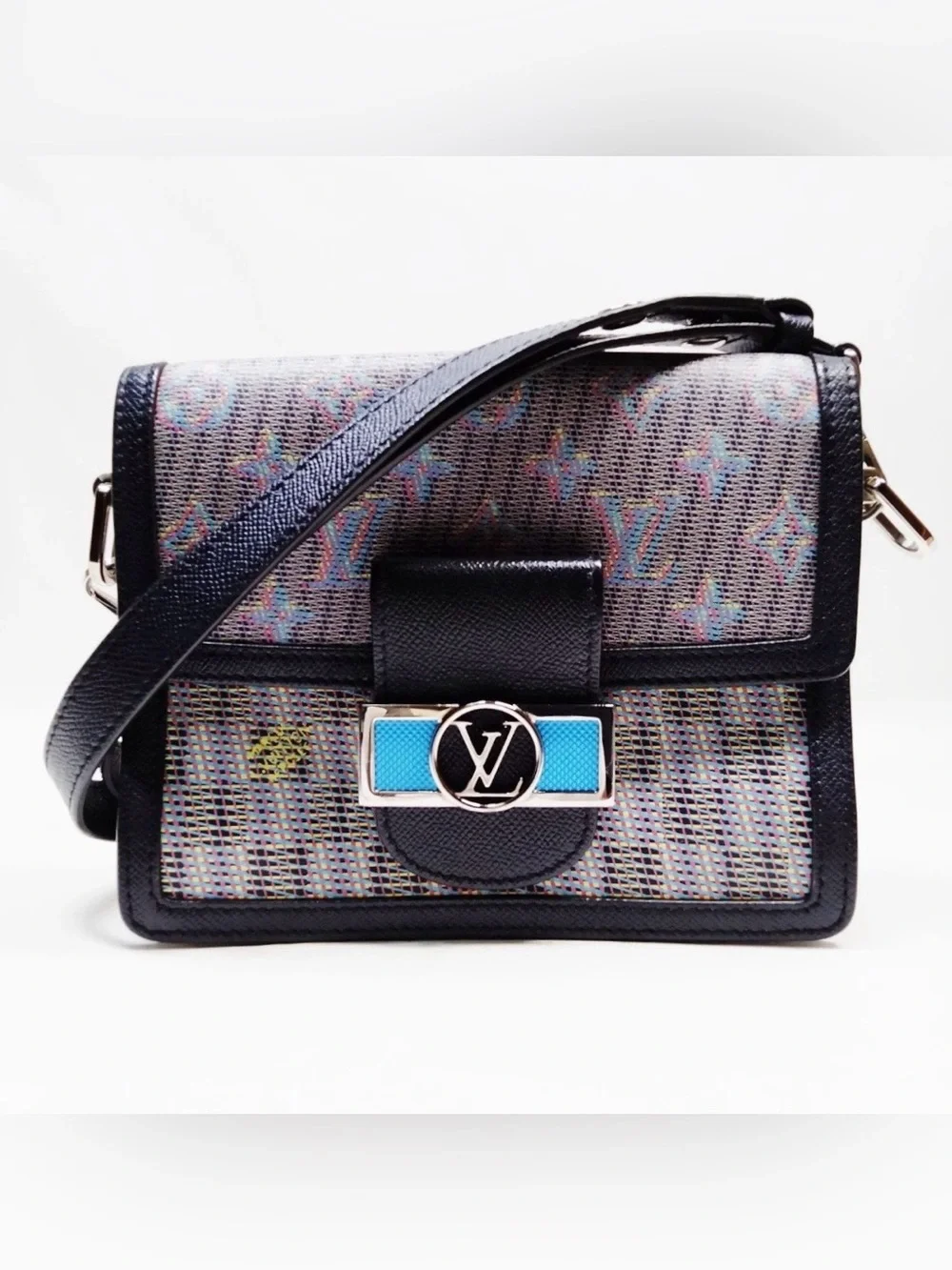 ✨🛍️ Louis Vuitton Mini Dauphine Monogram Pop Shoulder Bag